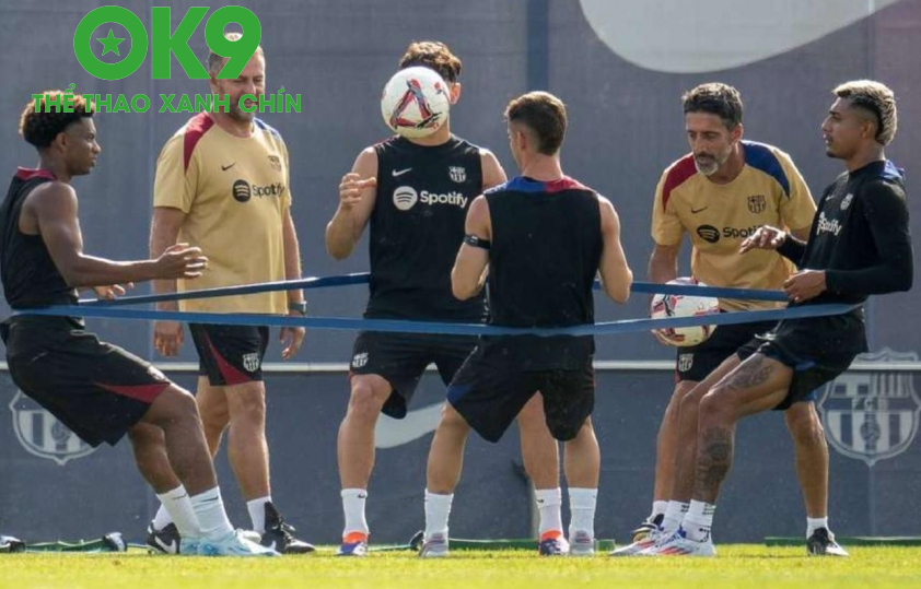 Cơ hội ăn 4 mùa này vẫn còn nguyên với đoàn quân của Hansi Flick Cơ hội ăn 4 mùa này vẫn còn nguyên với đoàn quân của Hansi Flick