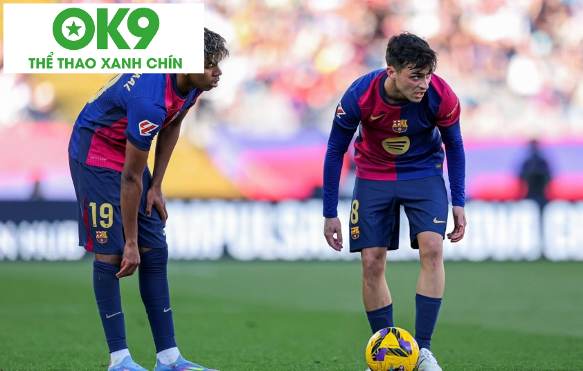 Pedri chia sẻ về việc dìu dắt Yamal Pedri chia sẻ về việc dìu dắt Yamal